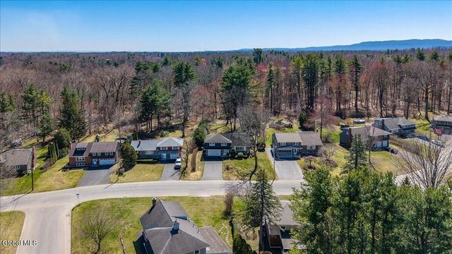 1081 Manas Drive, Rotterdam, NY 12303