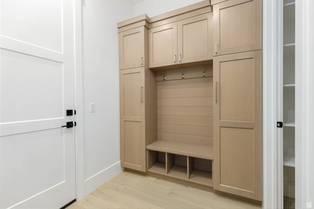 5268 W 2040 S, Hurricane, UT 84737