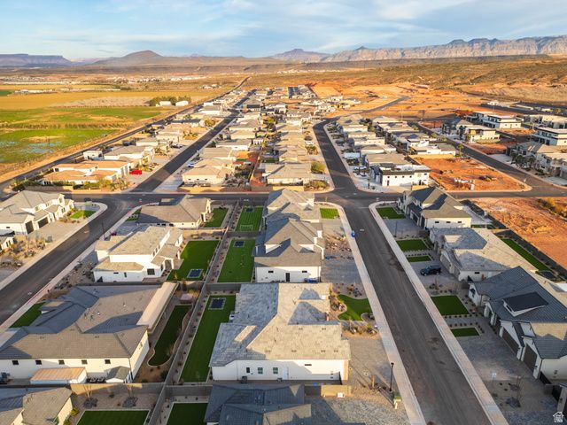 5268 W 2040 S, Hurricane, UT 84737