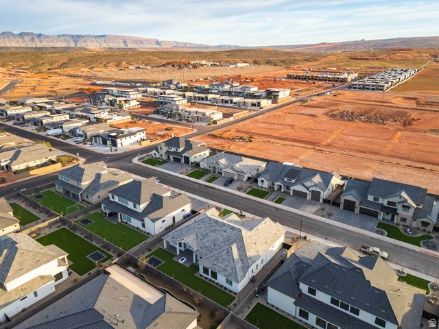 5268 W 2040 S, Hurricane, UT 84737