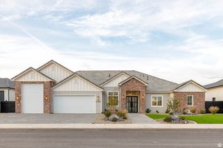 5268 W 2040 S, Hurricane, UT 84737