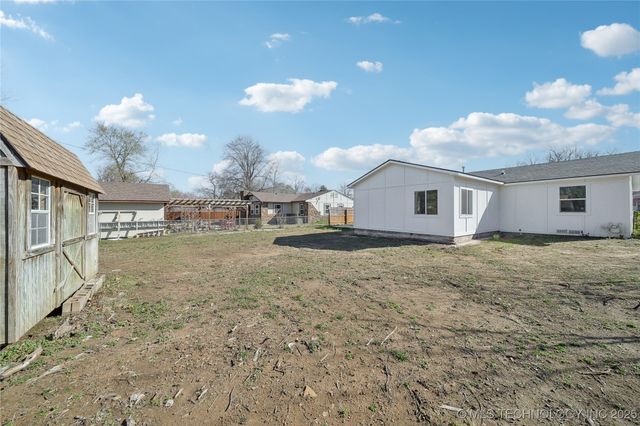 1137 N Oklahoma Avenue, Claremore, OK 74017