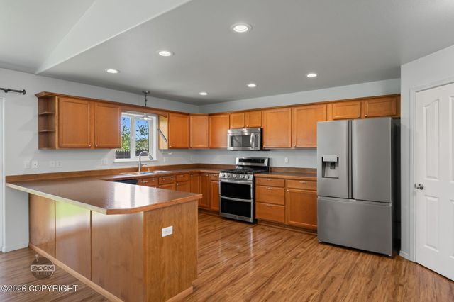 1141 N Elkhorn Drive, Wasilla, AK 99654