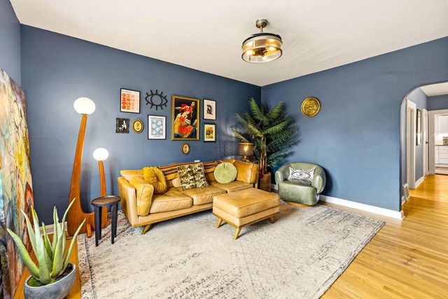 2228 Euclid AVENUE, Milwaukee, WI 53207