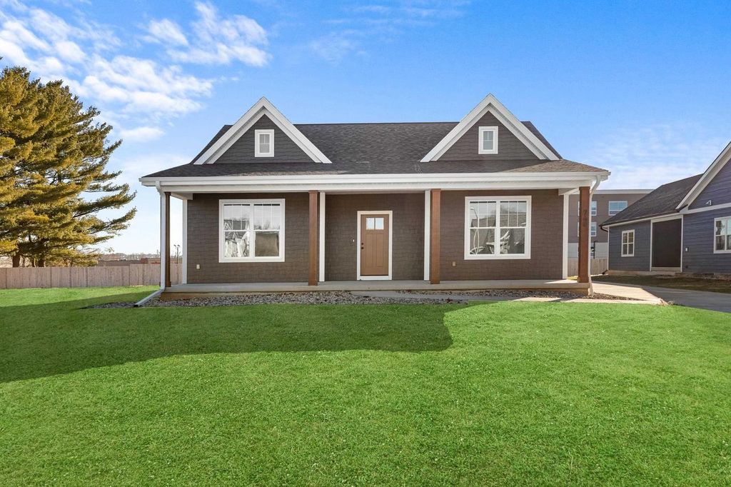 748 Kennedy Street, Sauk City, WI 53583