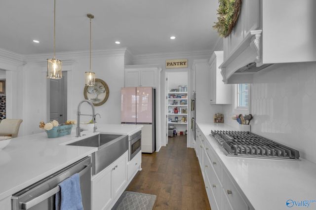 333 Merrydale Drive, Huntsville, AL 35811