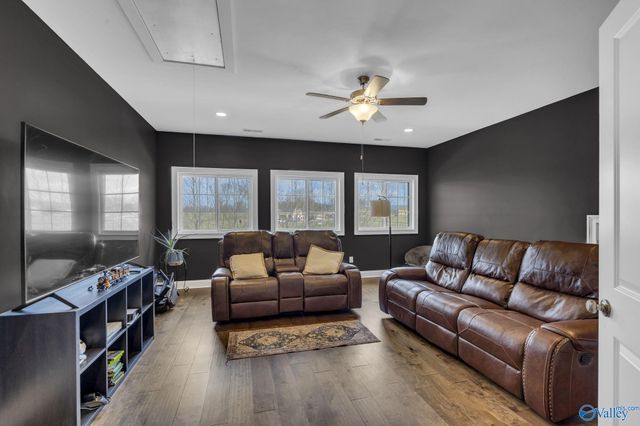 333 Merrydale Drive, Huntsville, AL 35811