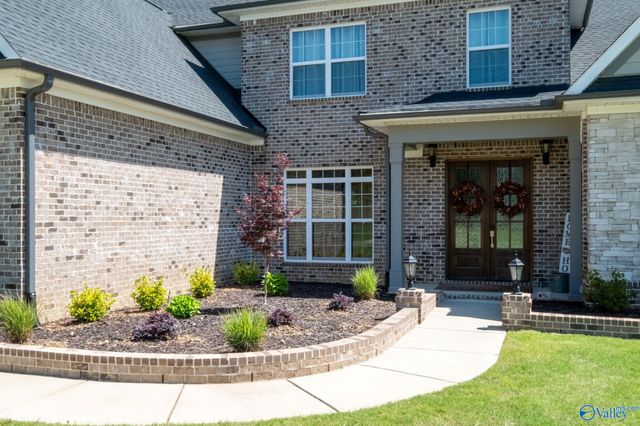 333 Merrydale Drive, Huntsville, AL 35811