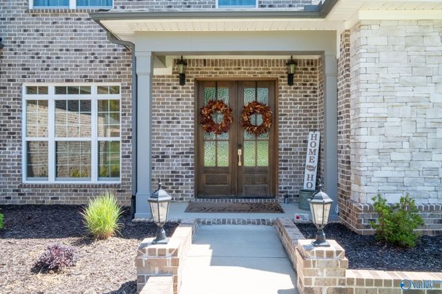 333 Merrydale Drive, Huntsville, AL 35811