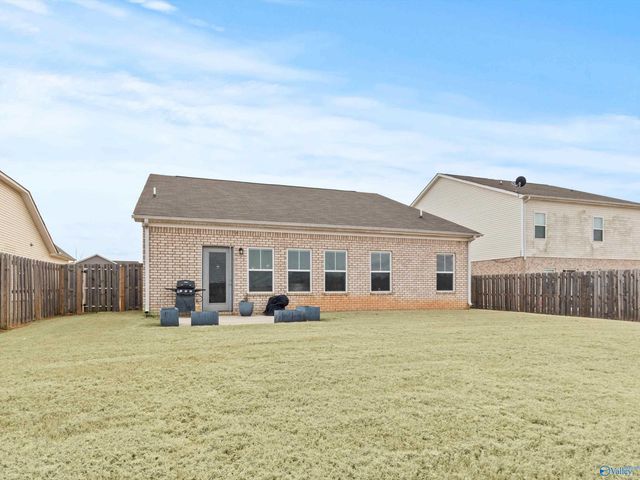 113 Story Ray Drive, New Market, AL 35761