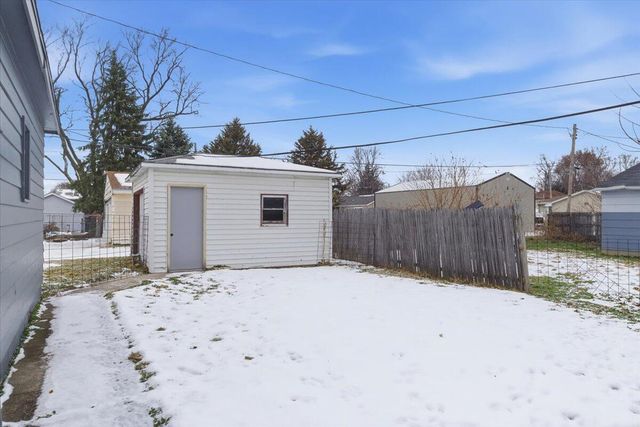 2324 S 9TH Street, Council Bluffs, IA 51501