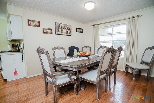 1551 Willow Creek Road, Seguin, TX 78155