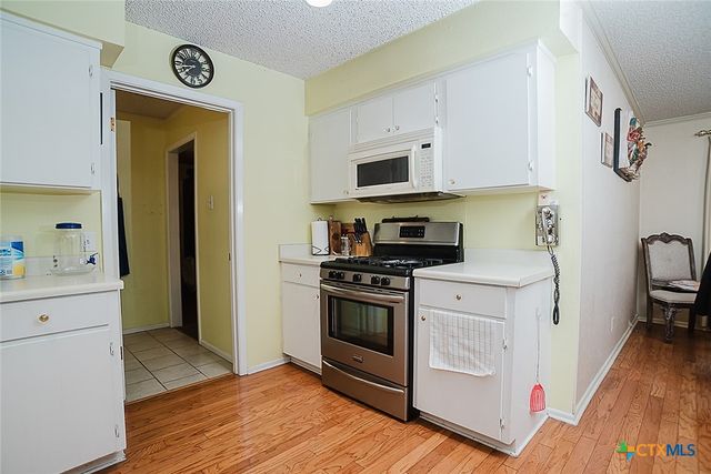 1551 Willow Creek Road, Seguin, TX 78155