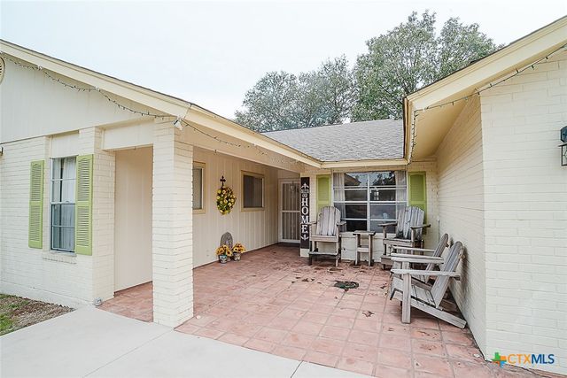 1551 Willow Creek Road, Seguin, TX 78155