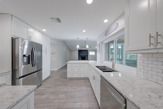 4119 CROSSWATER DRIVE, Tampa, FL 33615
