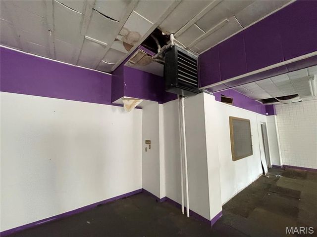 7427 S Broadway, St Louis, MO 63111