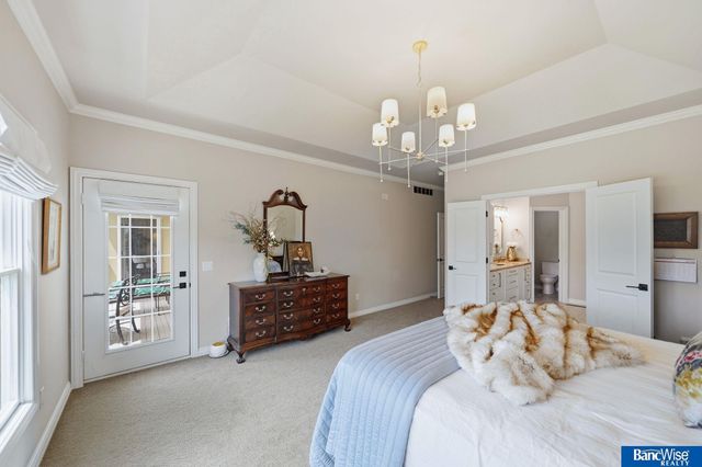 8433 Augusta Drive, Lincoln, NE 68526