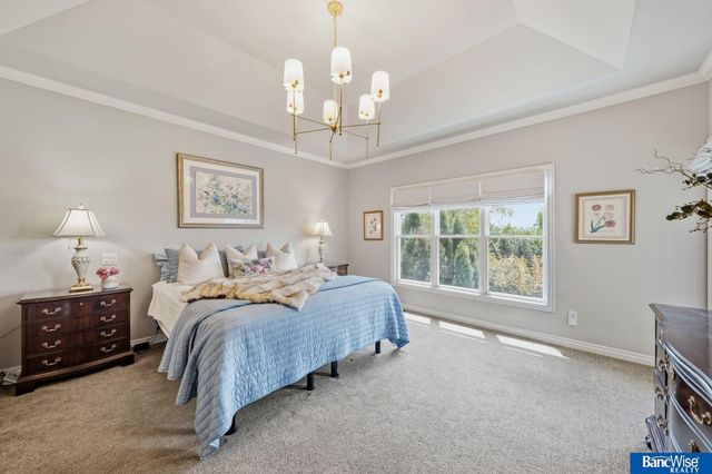 8433 Augusta Drive, Lincoln, NE 68526