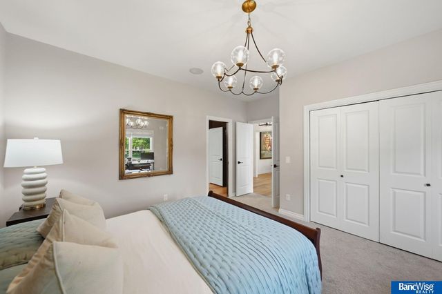 8433 Augusta Drive, Lincoln, NE 68526