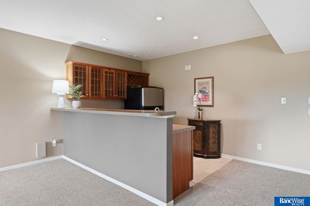 8433 Augusta Drive, Lincoln, NE 68526