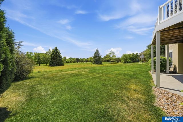 8433 Augusta Drive, Lincoln, NE 68526