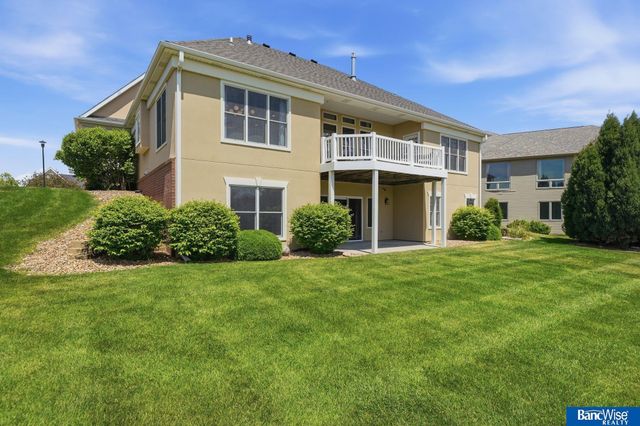 8433 Augusta Drive, Lincoln, NE 68526
