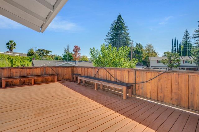 239 Sierra Court, Martinez, CA 94553