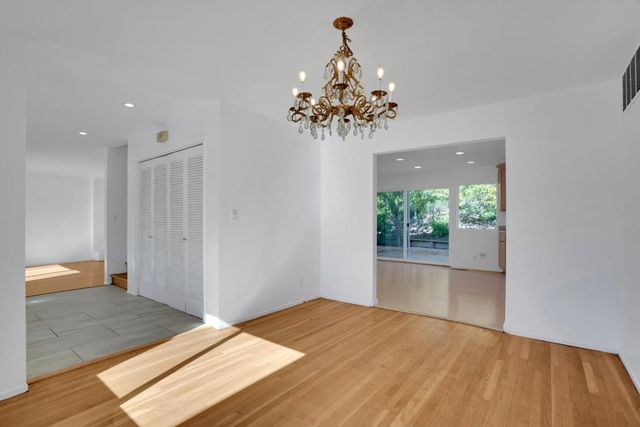 239 Sierra Court, Martinez, CA 94553