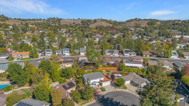239 Sierra Court, Martinez, CA 94553