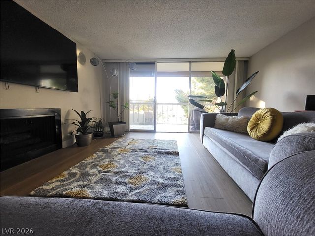 750 South Royal Crest Circle 342, Las Vegas, NV 89169