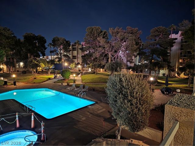 750 South Royal Crest Circle 342, Las Vegas, NV 89169