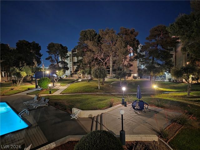 750 South Royal Crest Circle 342, Las Vegas, NV 89169
