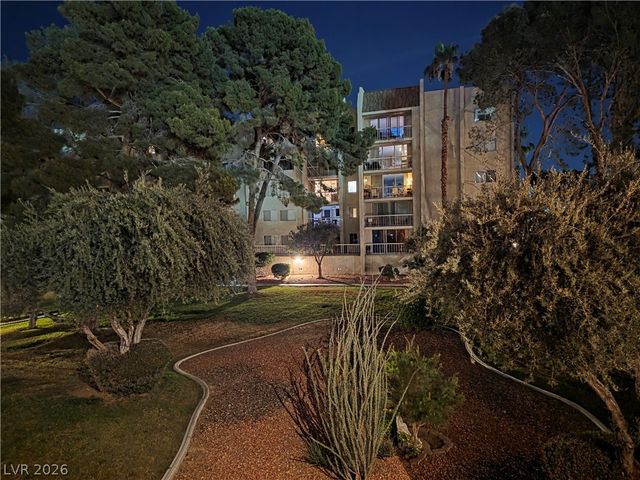750 South Royal Crest Circle 342, Las Vegas, NV 89169