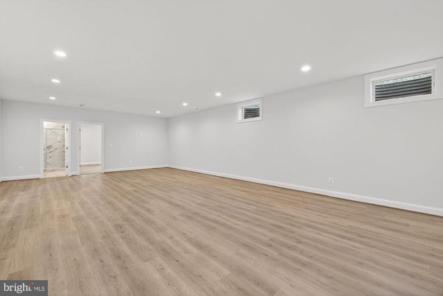 608 ROBERTS DR NW, Vienna, VA 22180