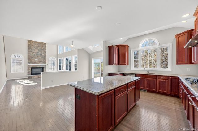 65 Fenton Way, Hopewell Junction, NY 12533