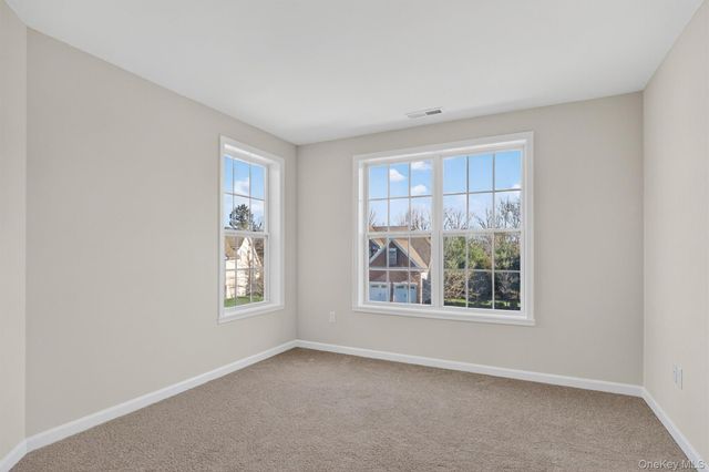 65 Fenton Way, Hopewell Junction, NY 12533