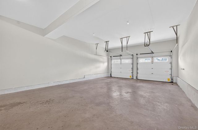 65 Fenton Way, Hopewell Junction, NY 12533