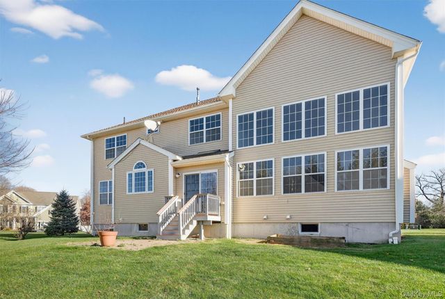 65 Fenton Way, Hopewell Junction, NY 12533