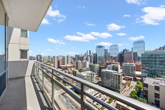 737 W Washington Boulevard 3607, Chicago, IL 60661