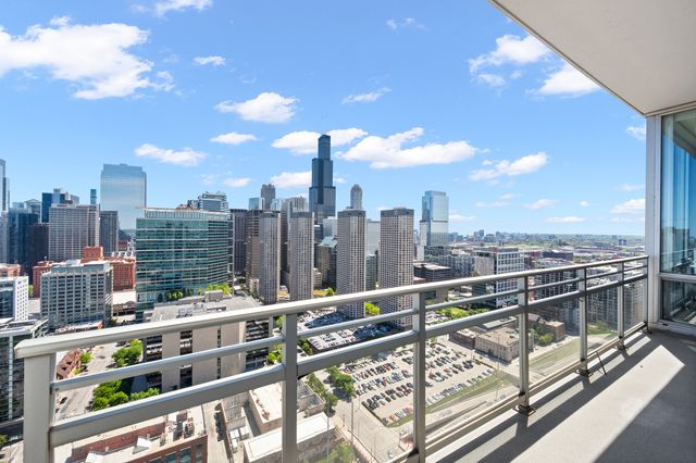 737 W Washington Boulevard 3607, Chicago, IL 60661