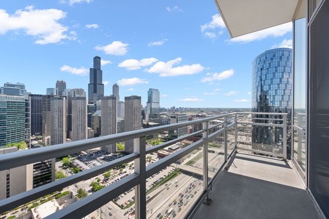 737 W Washington Boulevard 3607, Chicago, IL 60661