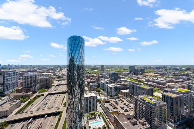 737 W Washington Boulevard 3607, Chicago, IL 60661