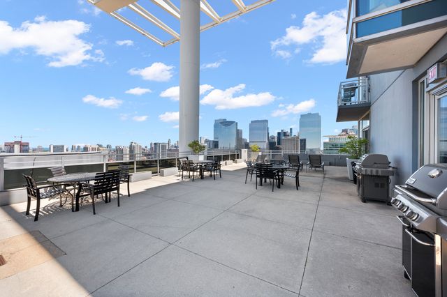 737 W Washington Boulevard 3607, Chicago, IL 60661