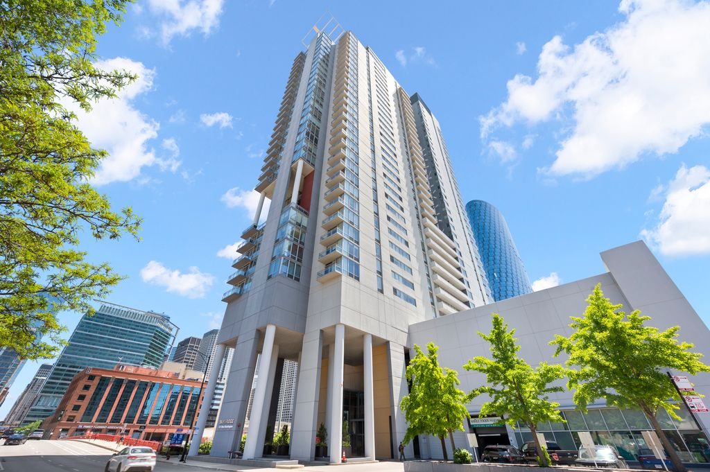 737 W Washington Boulevard 3607, Chicago, IL 60661