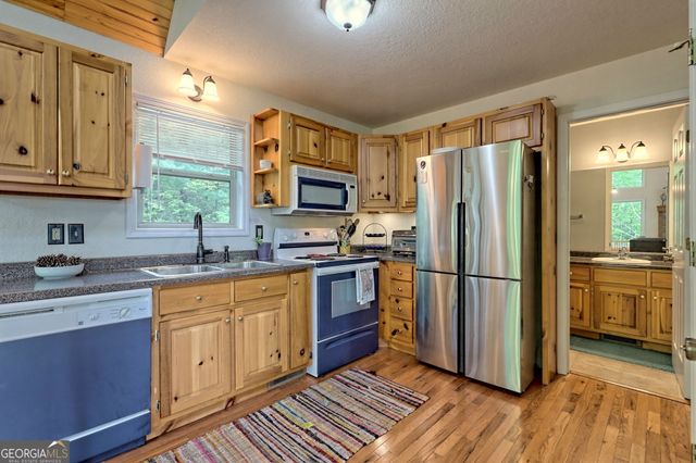 331 Camelot Trail, Clayton, GA 30525