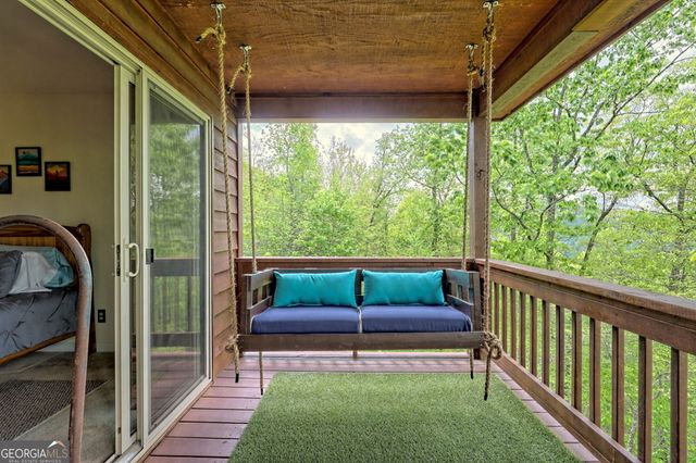 331 Camelot Trail, Clayton, GA 30525