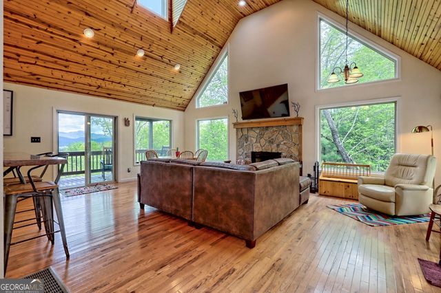 331 Camelot Trail, Clayton, GA 30525