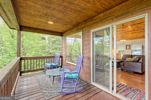 331 Camelot Trail, Clayton, GA 30525