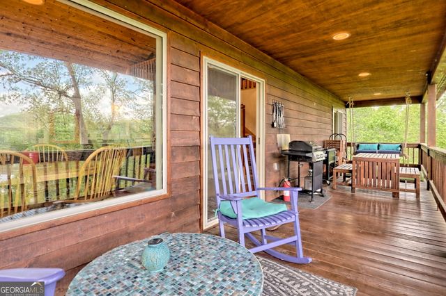 331 Camelot Trail, Clayton, GA 30525