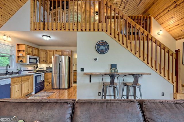 331 Camelot Trail, Clayton, GA 30525